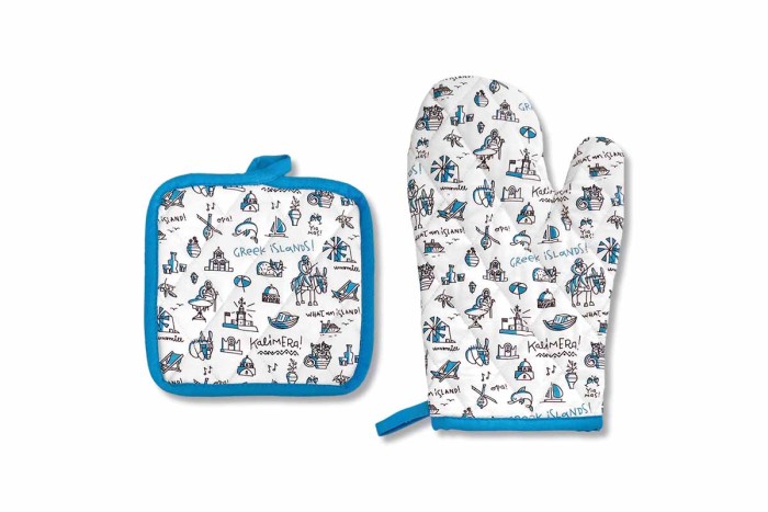 Oven mitt & pot holder set with traditional Greek designs